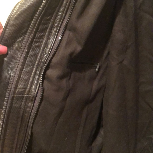 Andrew Mark two piece leather, jacket and vest. - Picture 4 of 13